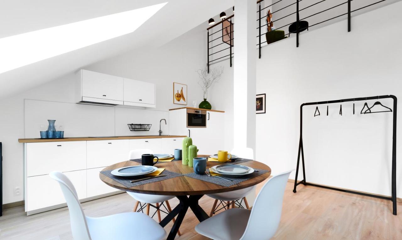 Honest Smichov Apartman Prága Kültér fotó